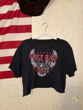 Zutter USA Cropped Black Tee - Freebird